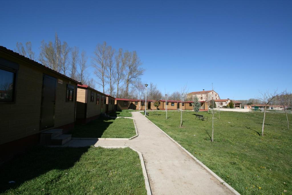 Bungalows Granja Escuela Arlanzón Eksteriør billede